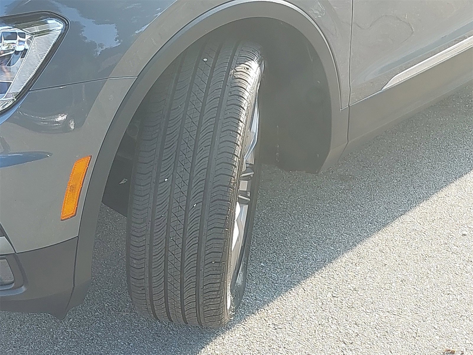 Used 2021 Volkswagen Tiguan SEL image 34