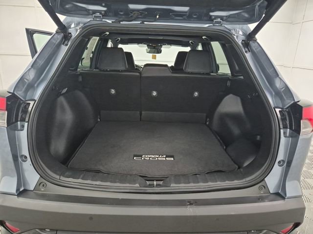 Used 2024 Toyota Corolla Cross XSE w/ Convenience Package image 24