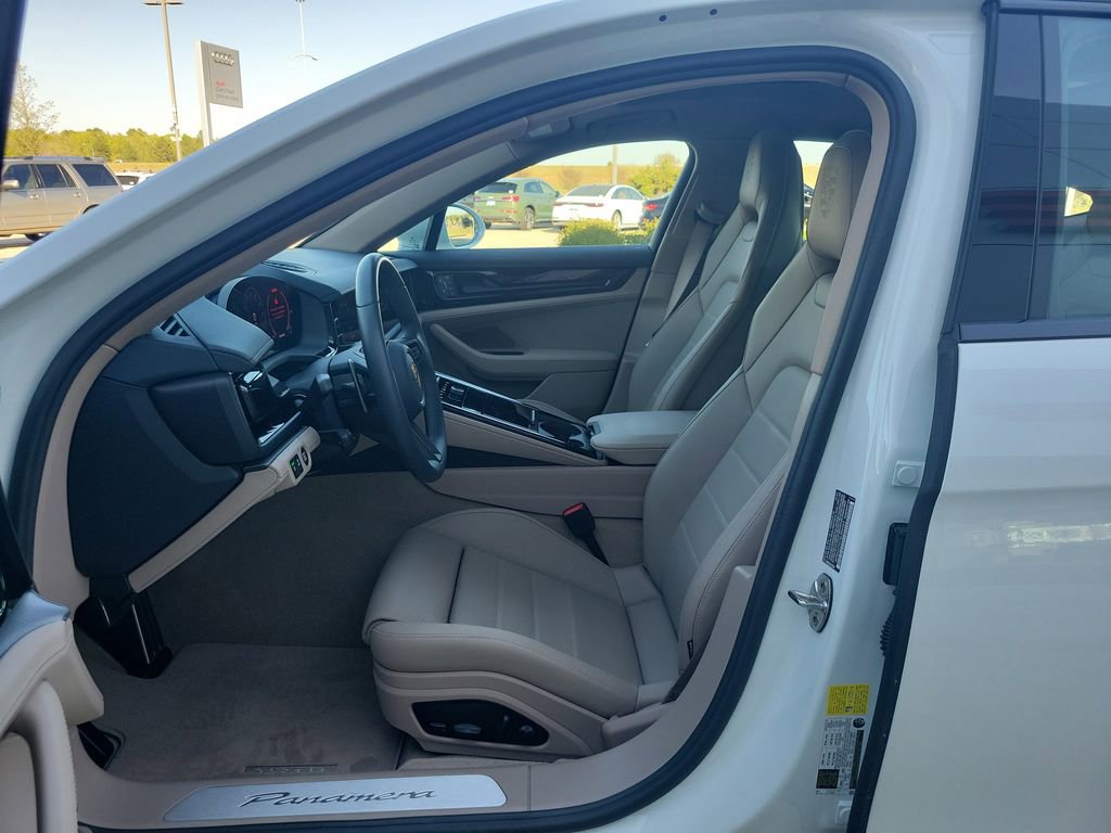 Used 2025 Porsche Panamera 4 image 14