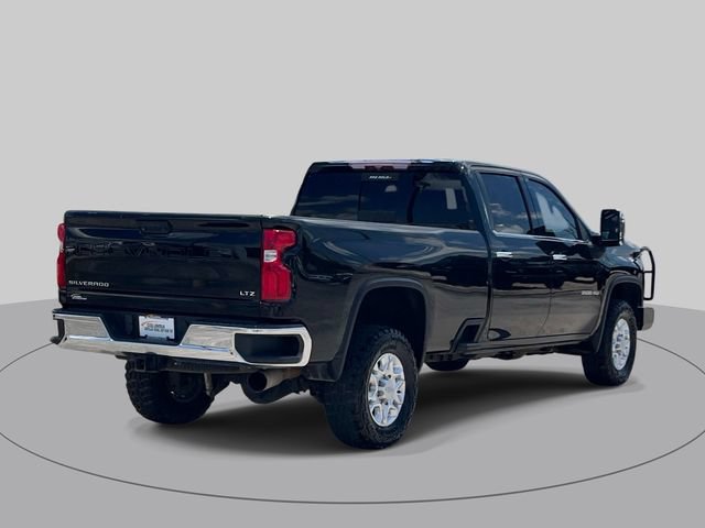 Used 2020 Chevrolet Silverado 3500 LTZ w/ LTZ Plus Package AWD/4WD image 4