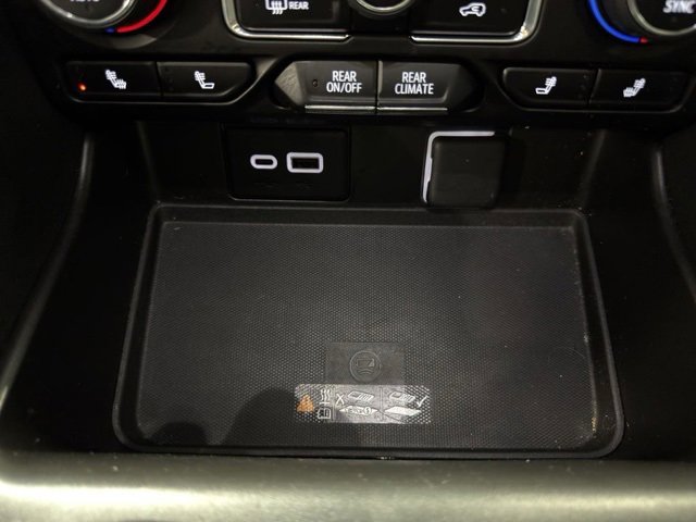 Used 2024 Chevrolet Tahoe Z71 w/ Luxury Package image 29