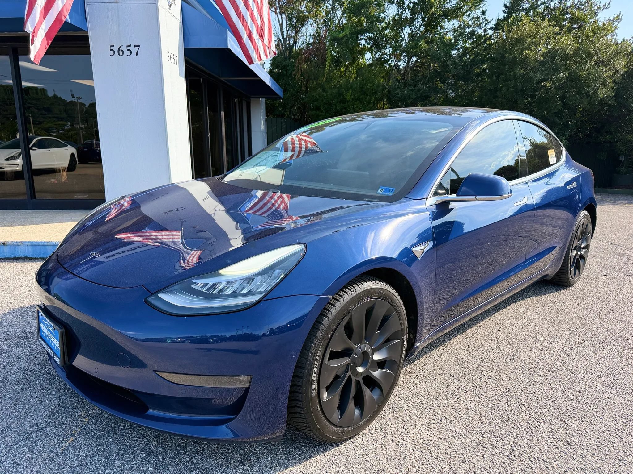 Used 2018 Tesla Model 3 Long Range AWD/4WD image 17