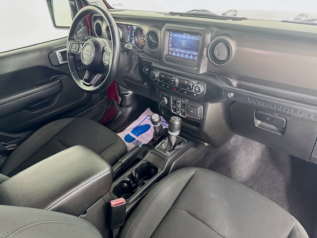 Used 2021 Jeep Wrangler Unlimited Sport AWD/4WD image 35