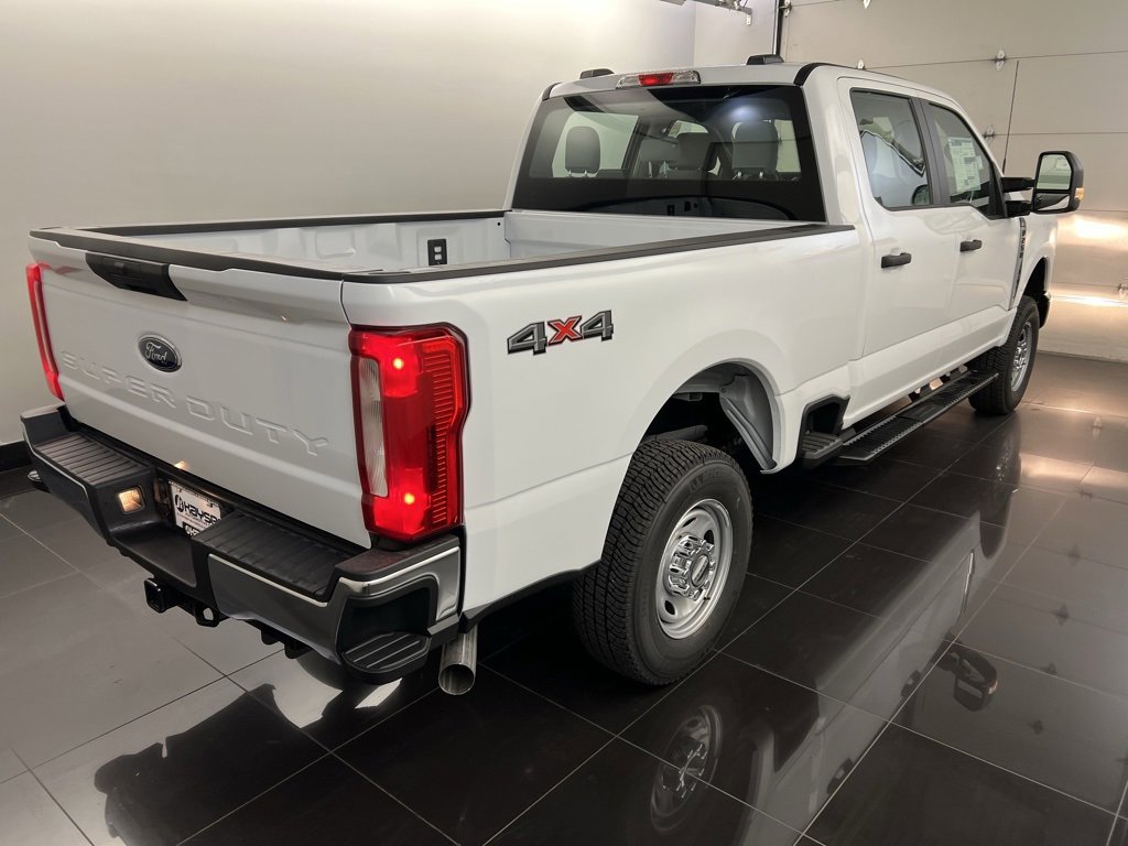 New 2026 Ford F250 XL w/ XL Chrome Package image 6