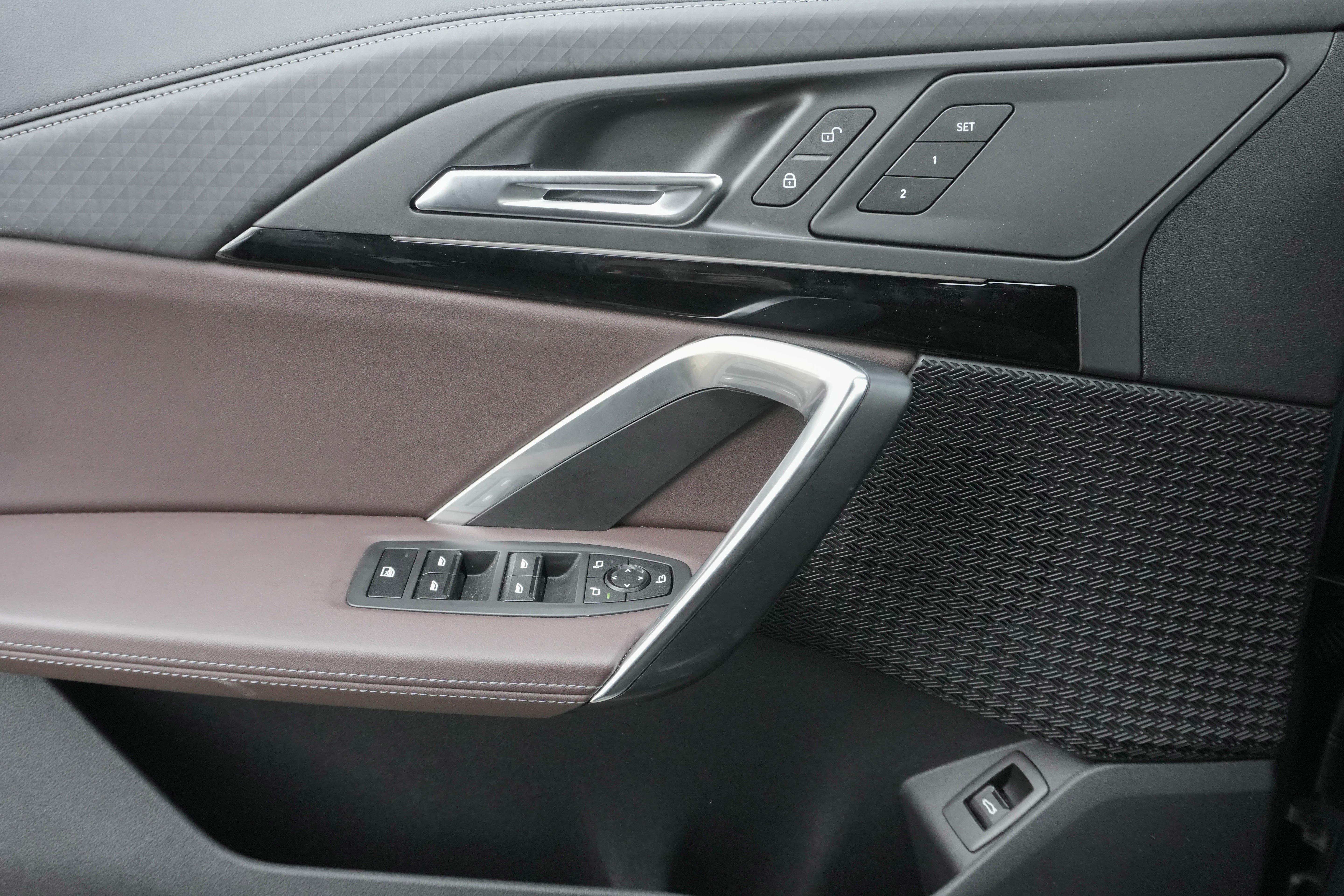 Certified 2025 BMW X2 xDrive28i image 29