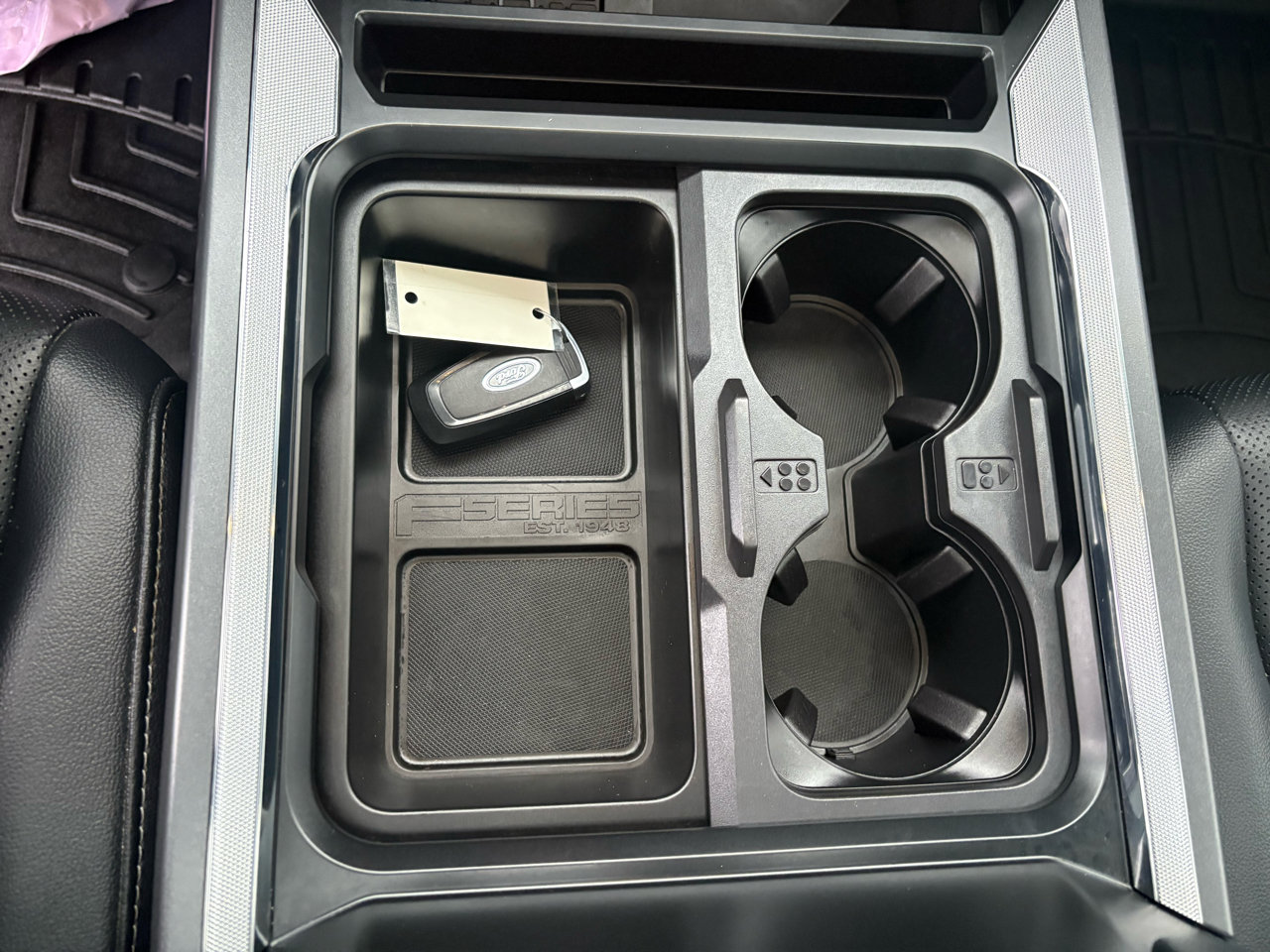 Used 2024 Ford F350 Lariat w/ Lariat Ultimate Package image 32