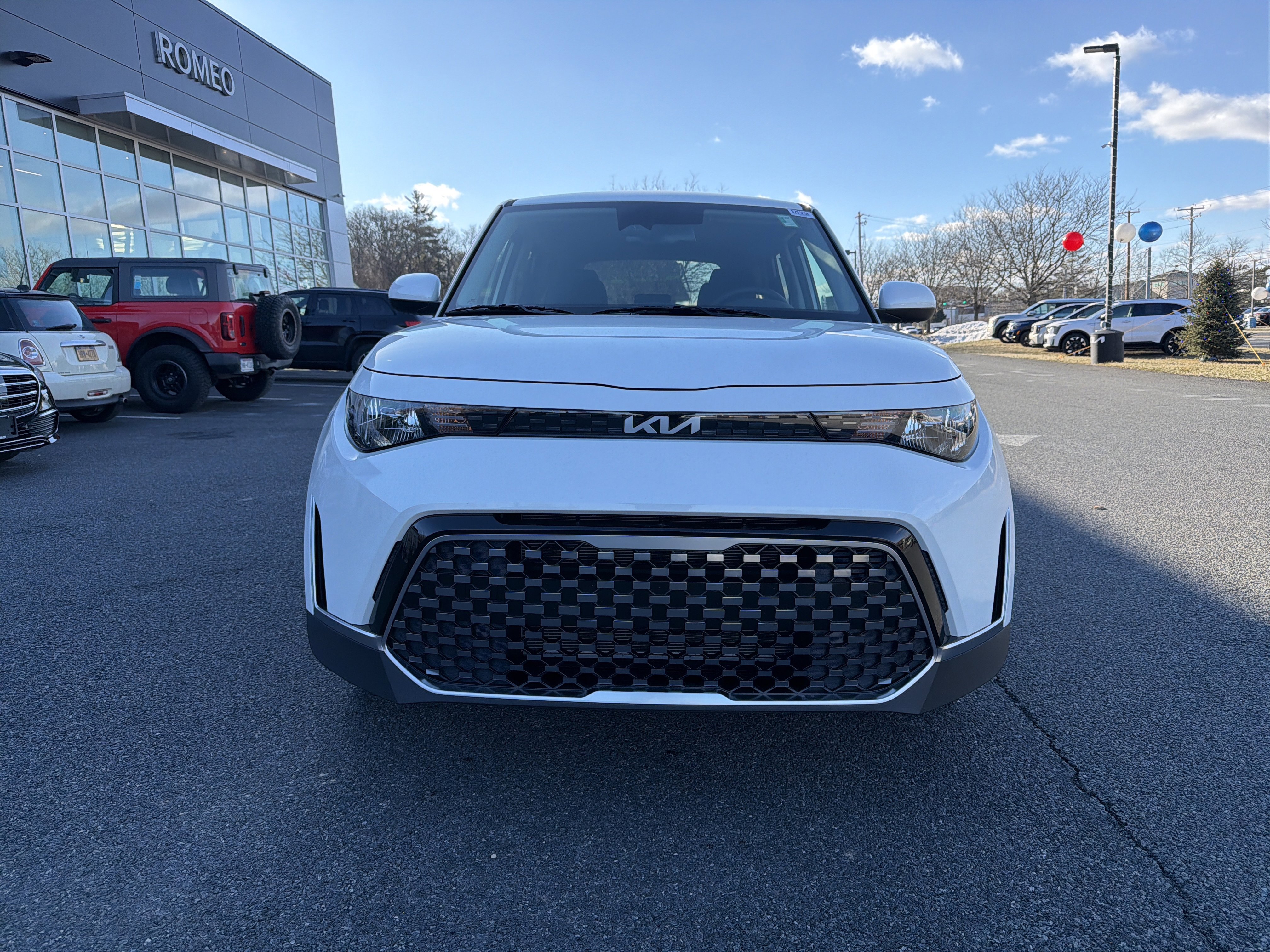 New 2025 Kia Soul EX image 2