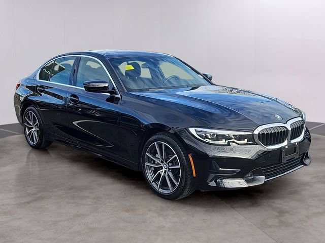 Used 2022 BMW 330i xDrive Sedan w/ Driving Assistance Package image 3