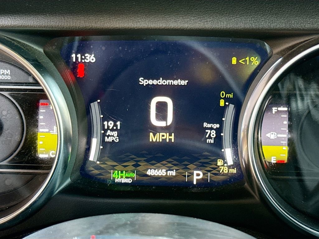 Used 2021 Jeep Wrangler Unlimited Sahara w/ Cold Weather Group image 13