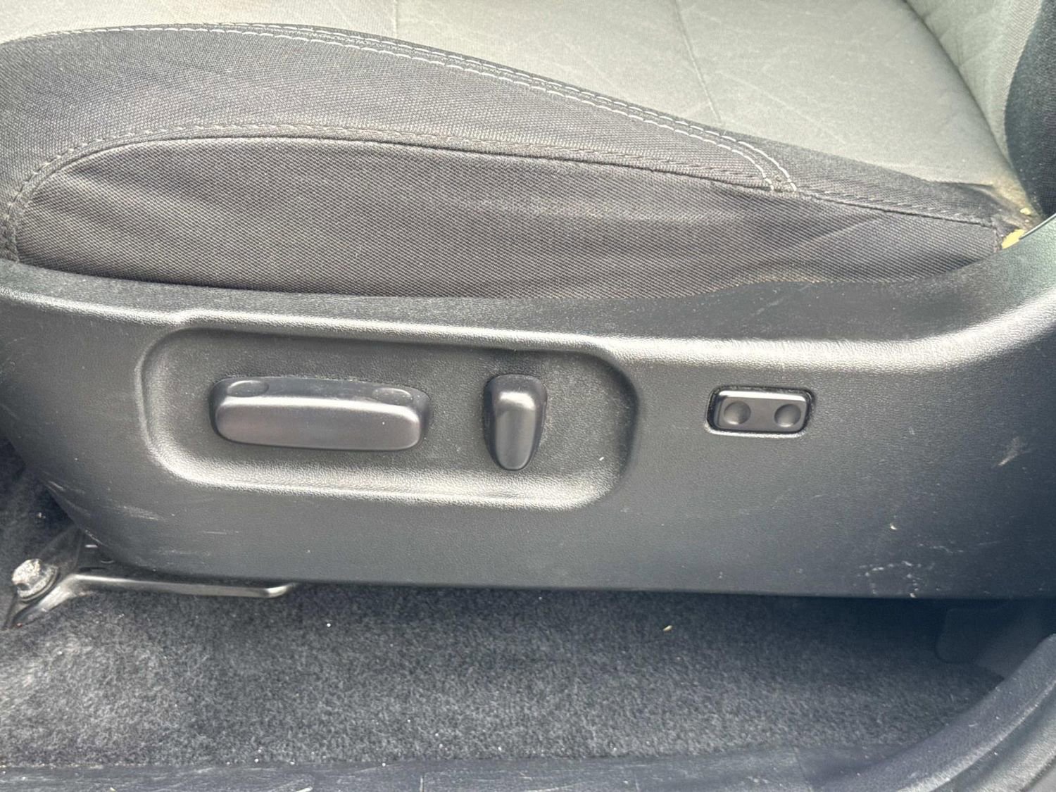 Used 2021 Toyota Tacoma TRD Off-Road w/ Technology Package image 26