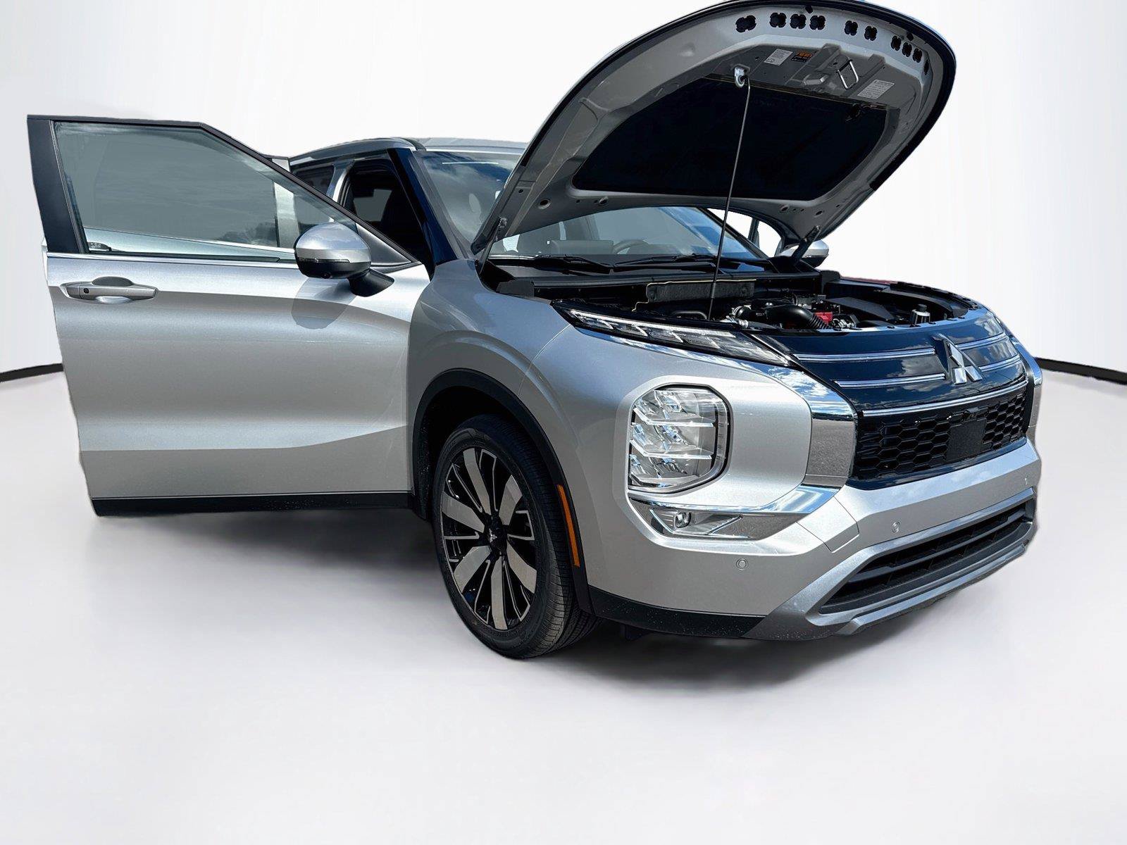 New 2026 Mitsubishi Outlander SE FWD image 38