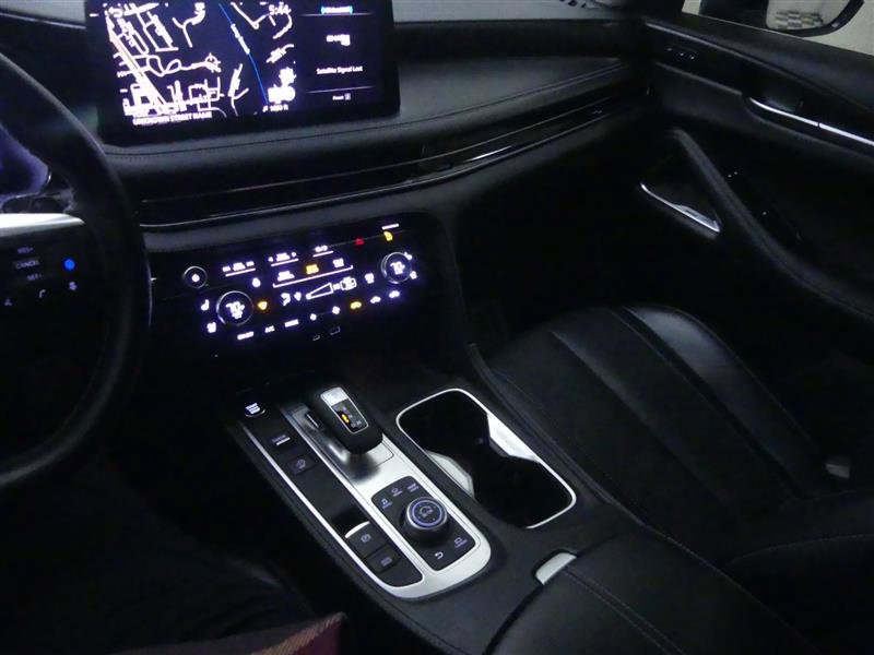 Used 2023 INFINITI QX60 Sensory image 16