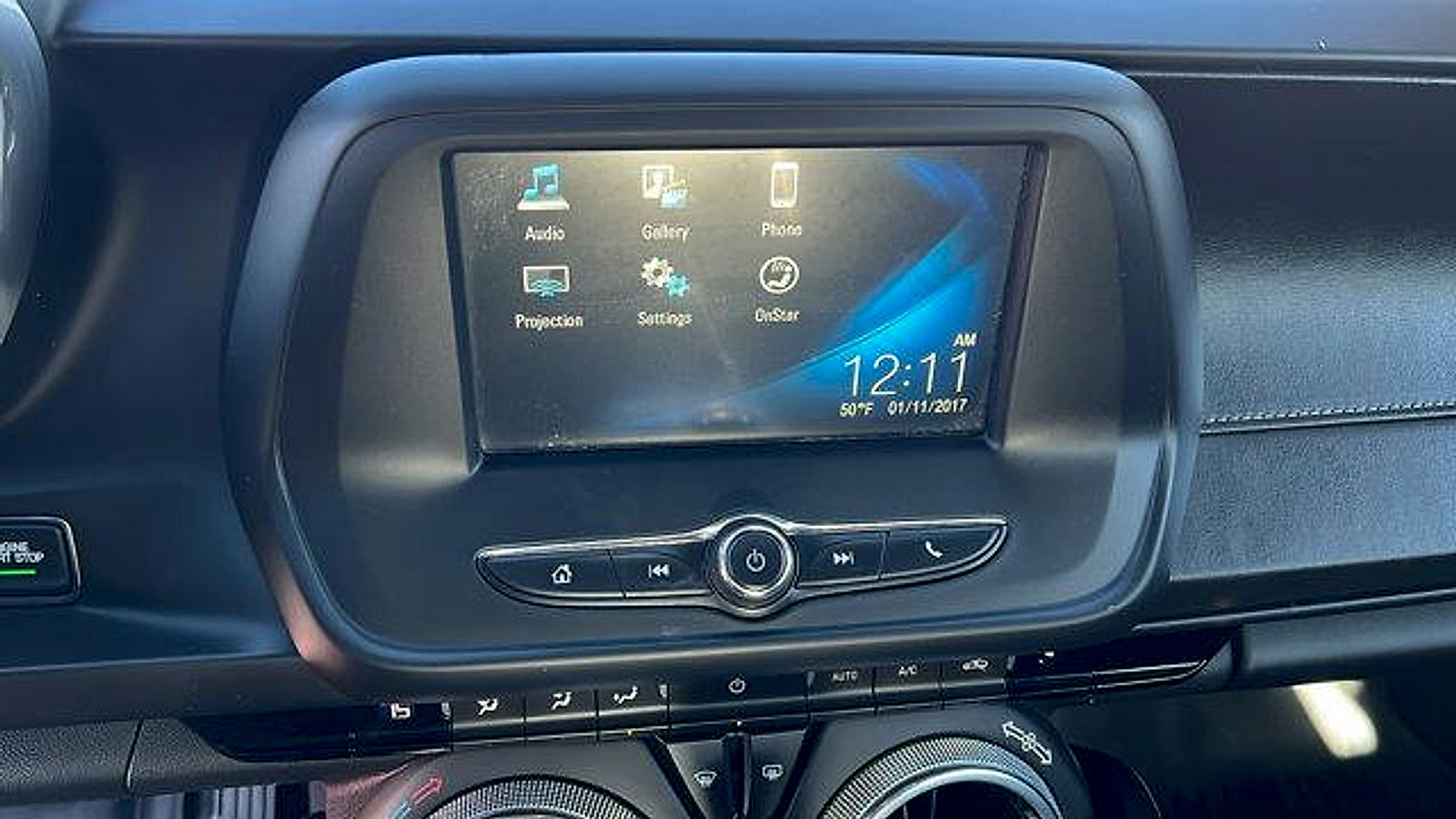 Used 2018 Chevrolet Camaro LT image 17