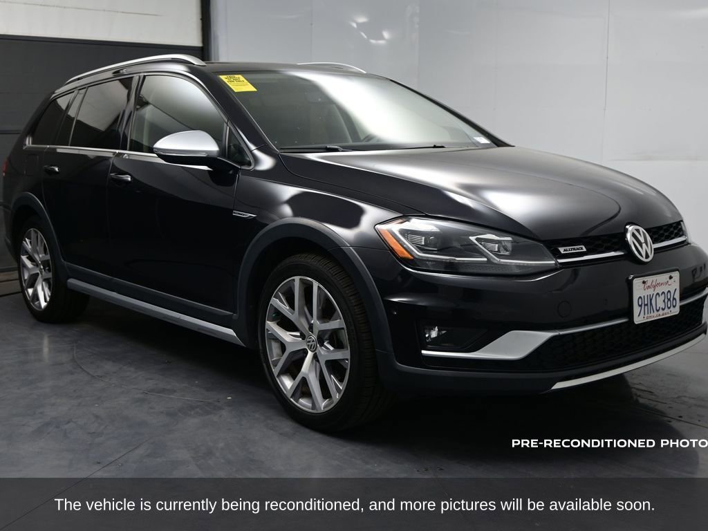 Used 2019 Volkswagen Golf Alltrack SEL image 2