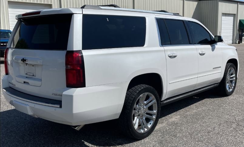 Used 2020 Chevrolet Suburban Premier w/ Premier Plus Edition image 5