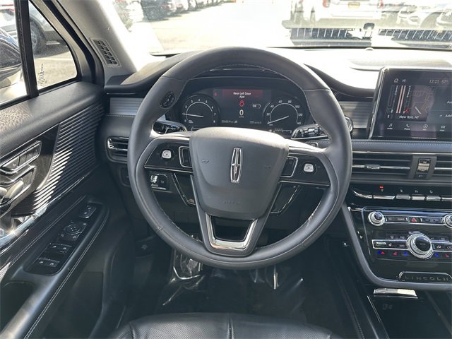 Certified 2022 Lincoln Corsair AWD w/ Equipment Group 101A image 14