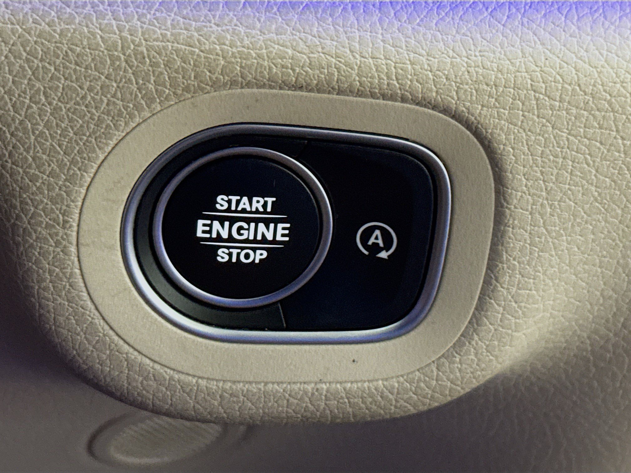Used 2023 Mercedes-Benz GLE 350 4MATIC w/ Premium Package image 21