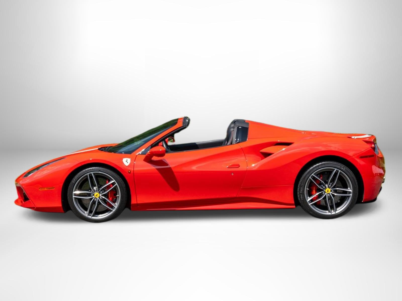 Used 2018 Ferrari 488 Spider RWD image 4