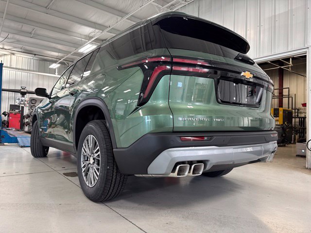 New 2027 Chevrolet Traverse LT w/ LPO, Floor Liner Package AWD/4WD image 9