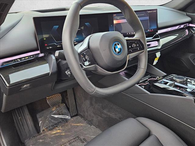 Certified 2024 BMW i5 eDrive40i w/ Premium Package image 10