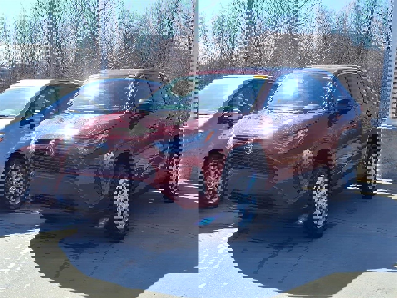 Used 2024 Toyota RAV4 LE video 1