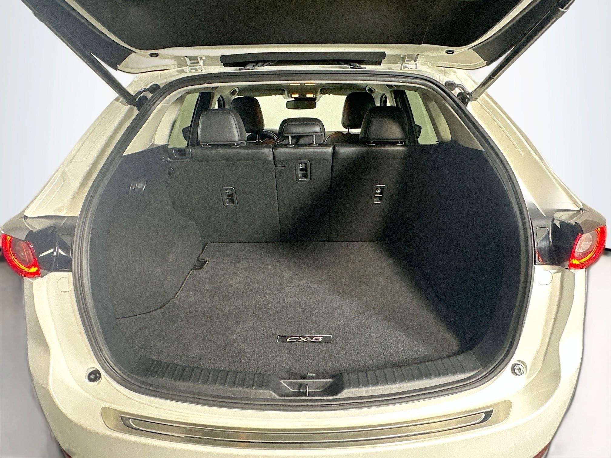 Used 2021 MAZDA CX-5 Grand Touring w/ GT Premium Package image 31