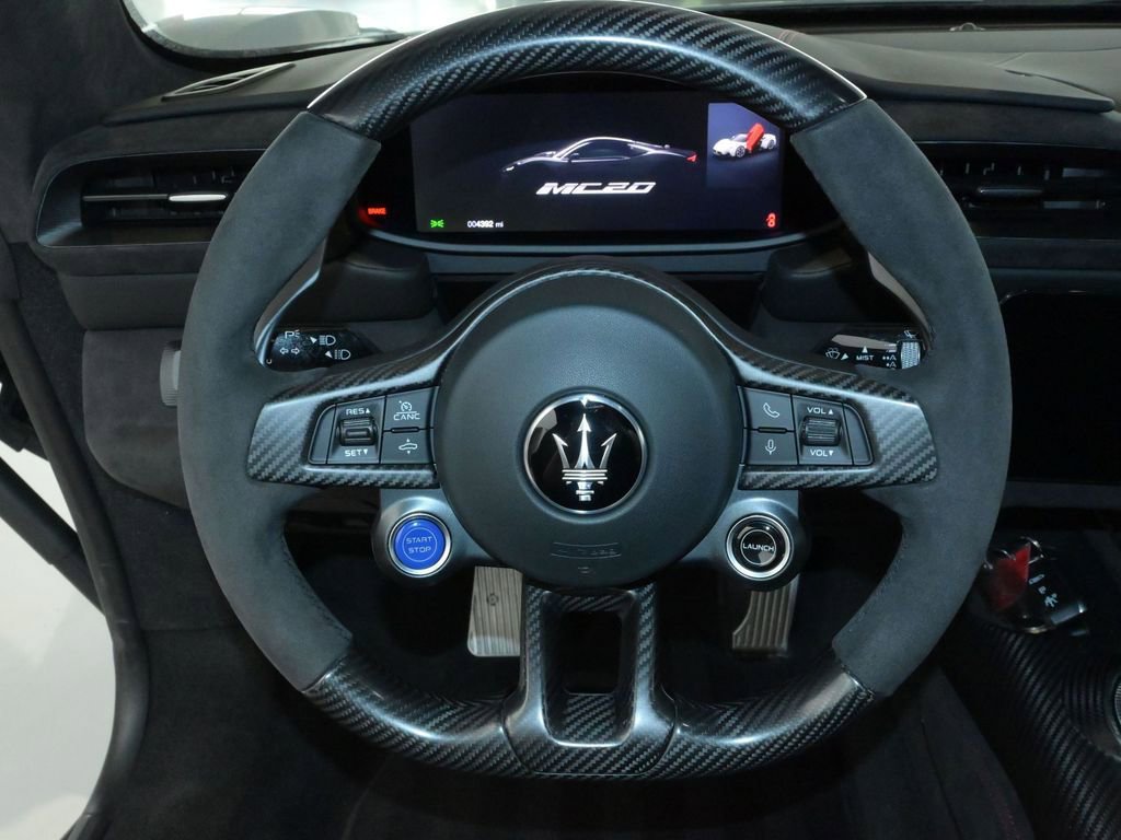 Used 2023 Maserati MC20 Coupe image 35