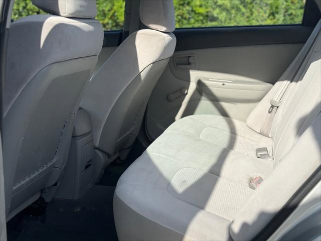 Used 2009 Kia Spectra LX FWD image 14