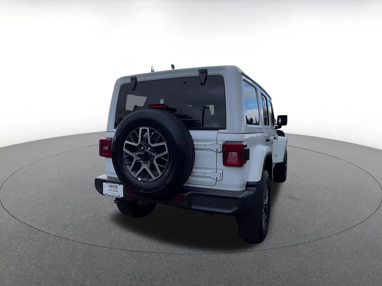 Used 2025 Jeep Wrangler Unlimited Sahara AWD/4WD image 14