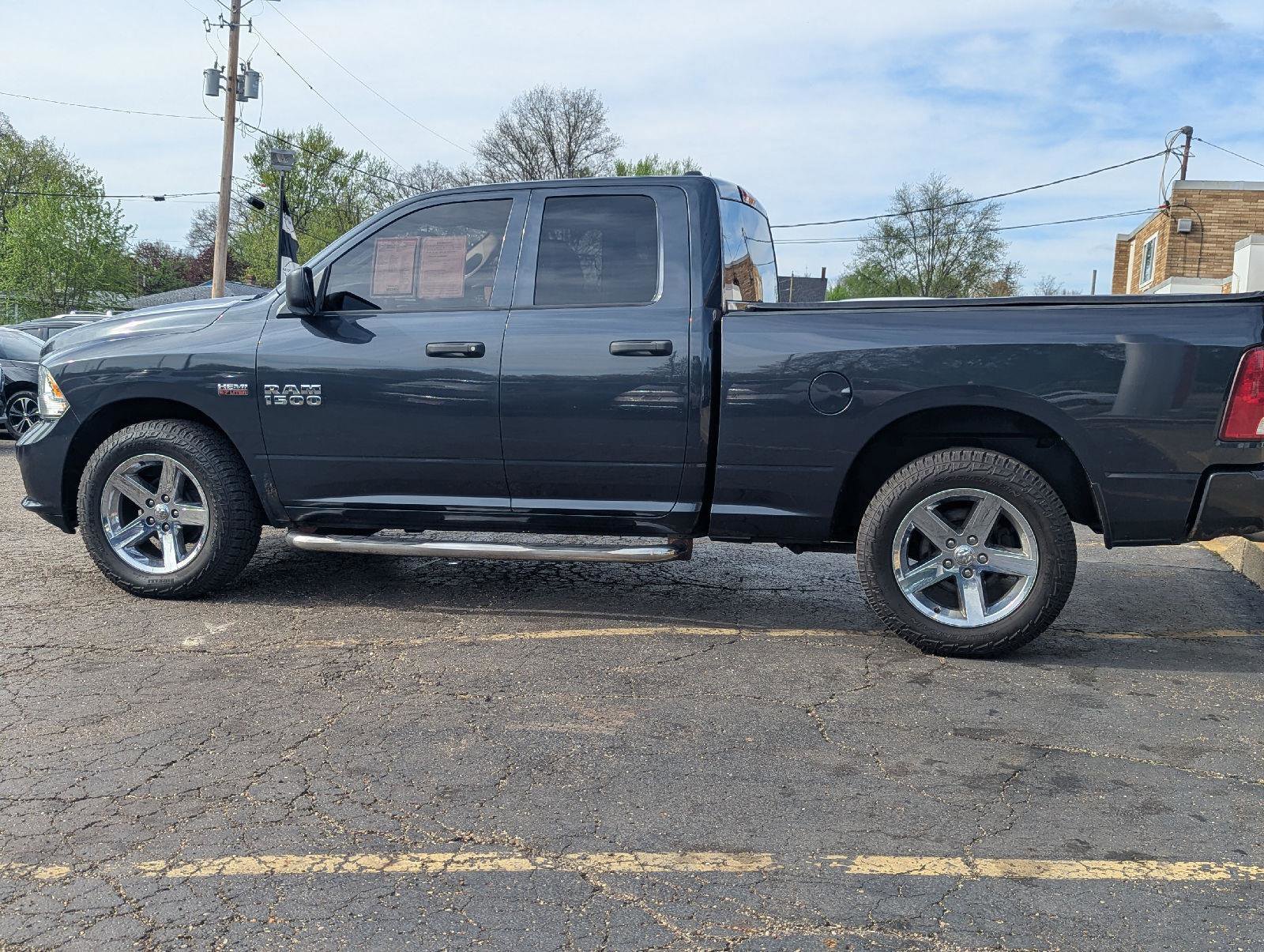 Used 2017 RAM 1500 Express w/ Express Value Package AWD/4WD image 19