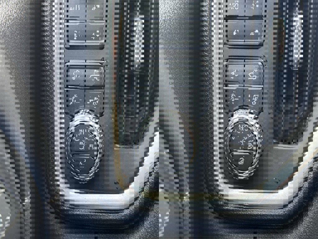 Used 2021 GMC Sierra 1500 SLT w/ SLT Premium Package image 24