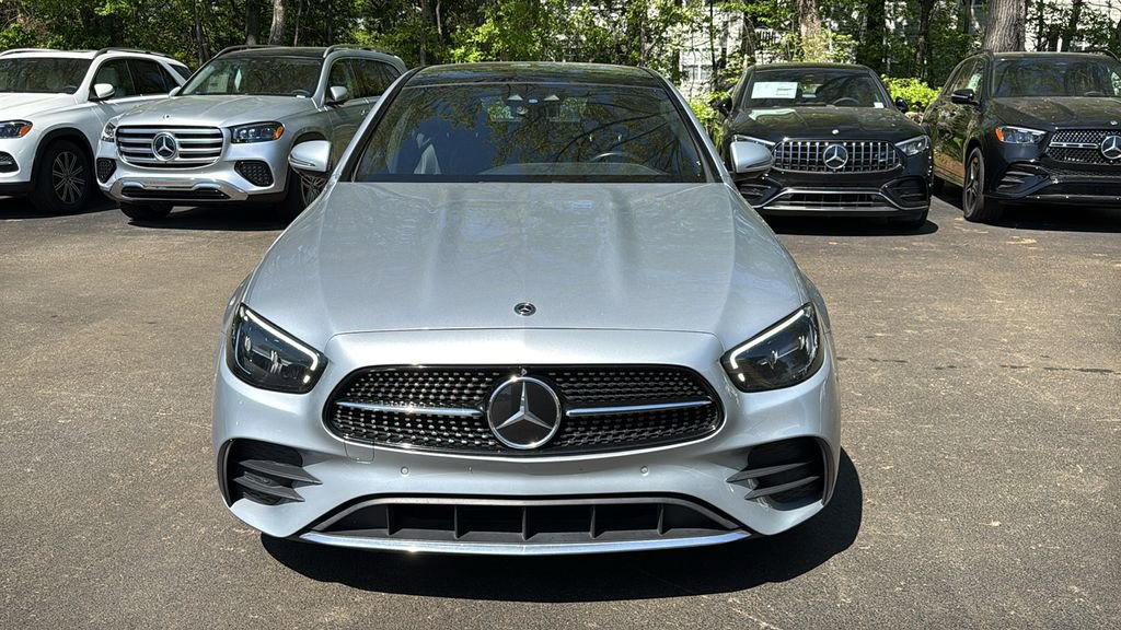 Used 2021 Mercedes-Benz E 350 4MATIC Sedan image 9