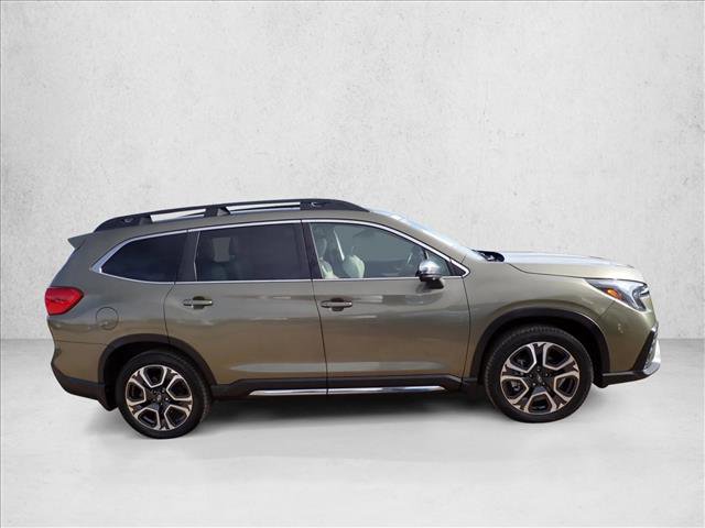 Used 2023 Subaru Ascent Limited w/ Technology Package image 4
