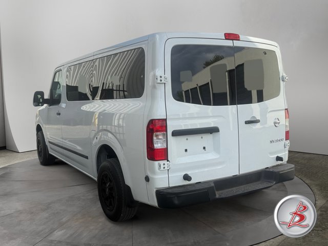 Used 2020 Nissan NV 3500 S RWD image 3