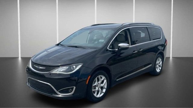 Used 2020 Chrysler Pacifica Limited FWD image 10