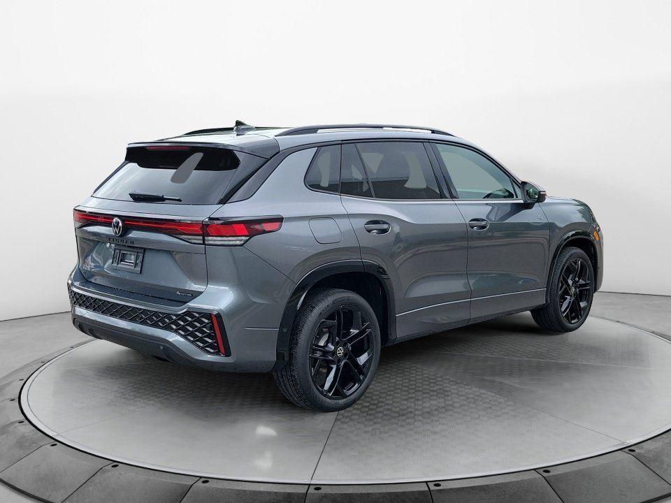 New 2026 Volkswagen Tiguan SE R-Line AWD/4WD image 6