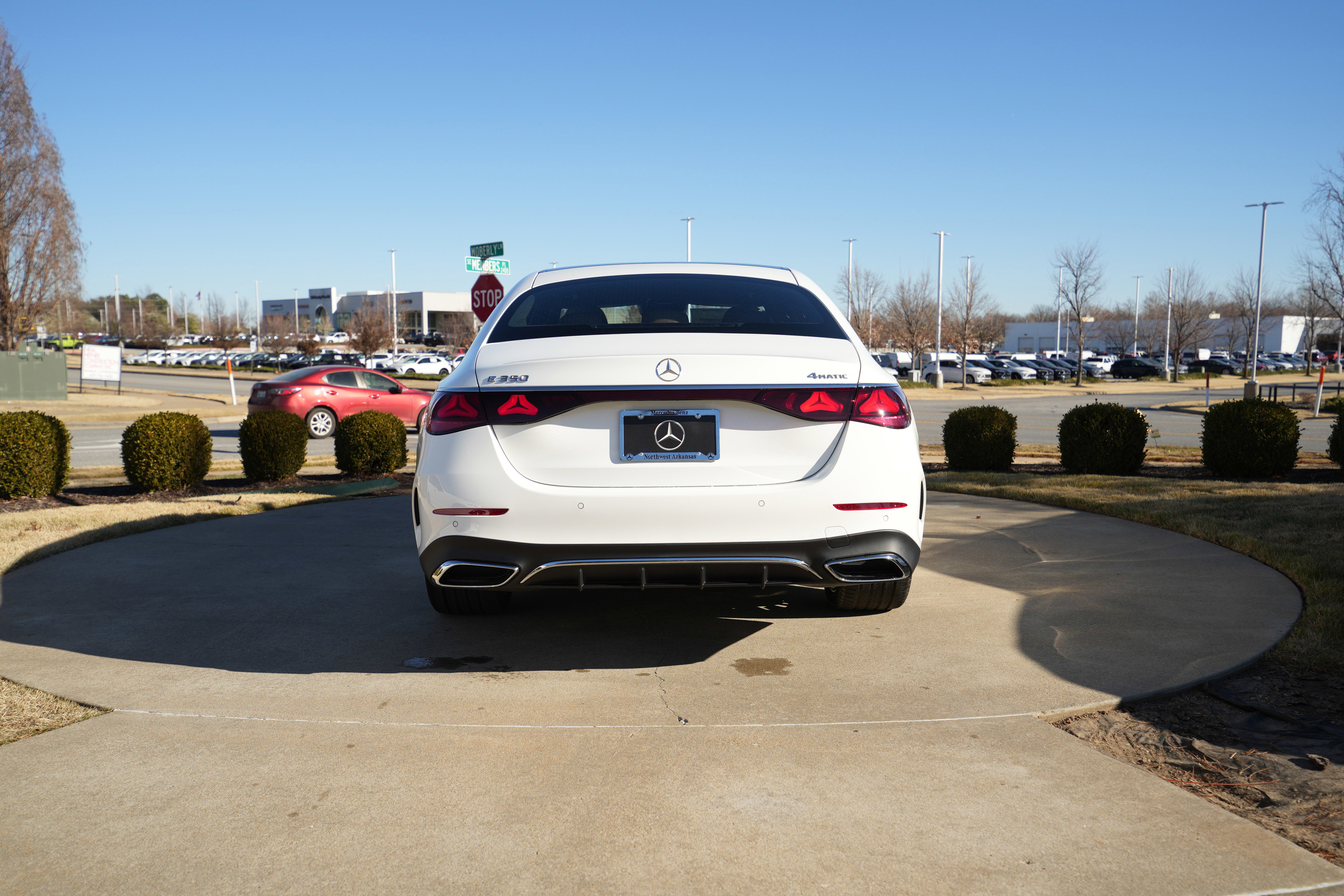 New 2026 Mercedes-Benz E 350 4MATIC Sedan image 6