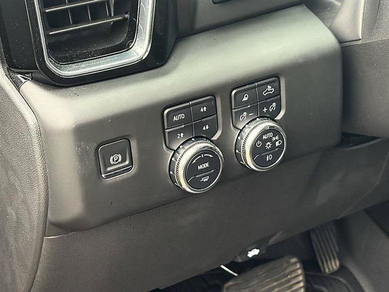 Used 2025 GMC Sierra 1500 Denali w/ Denali Reserve Package AWD/4WD image 18