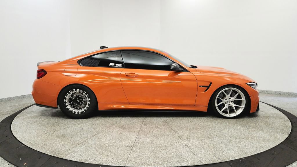Used 2020 BMW M4 Coupe w/ Competition Package RWD image 6