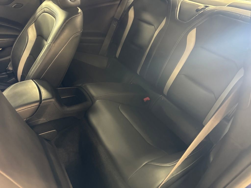 Used 2018 Chevrolet Camaro LT RWD image 27