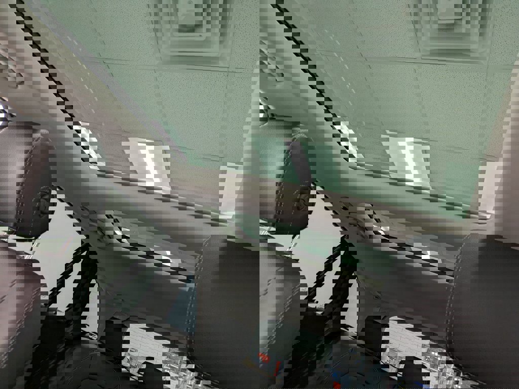 Used 2021 Mercedes-Benz GLC 300 4MATIC image 21