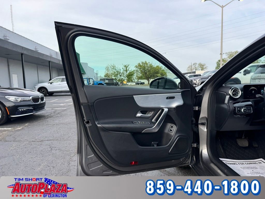 Used 2022 Mercedes-Benz A 220 4MATIC image 36