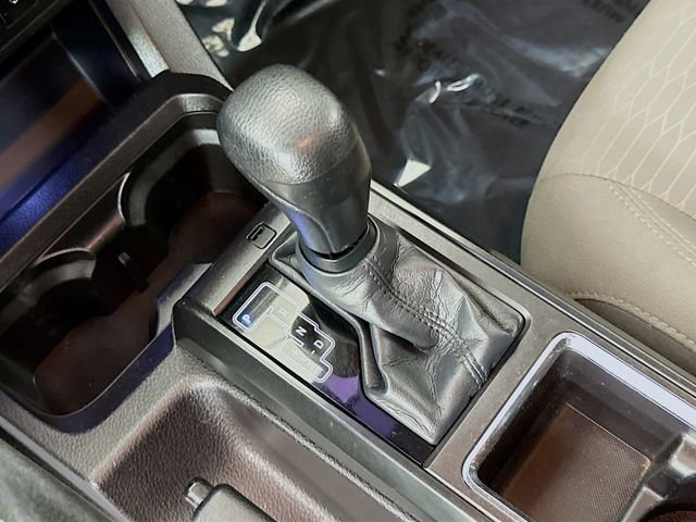 Used 2016 Toyota Tacoma SR w/ SR Convenience Package image 16