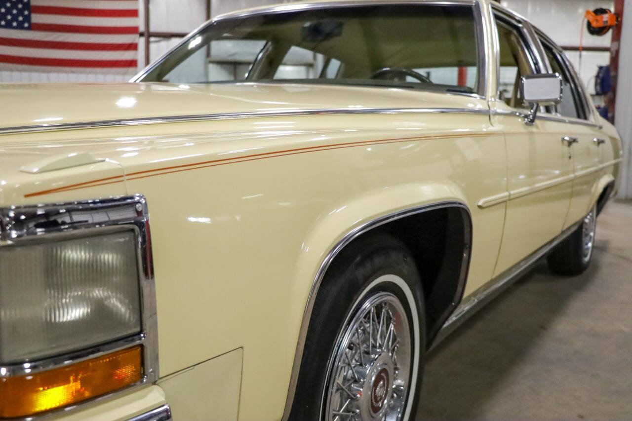 Used 1986 Cadillac Brougham Brougham image 29