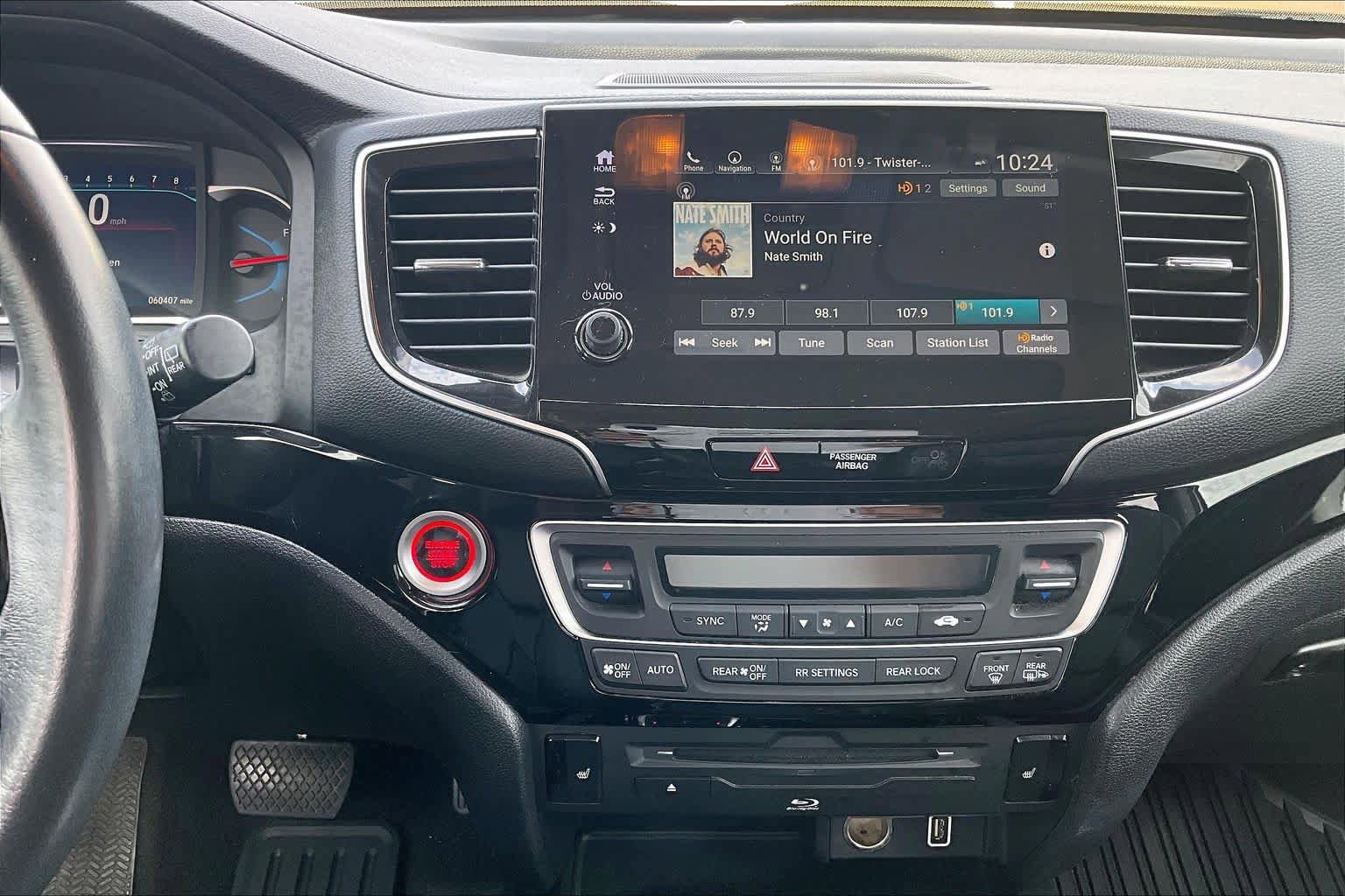 Used 2019 Honda Pilot Touring image 7