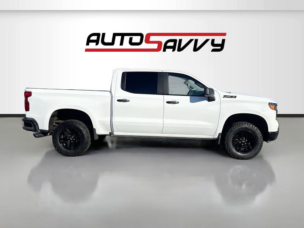 Used 2025 Chevrolet Silverado 1500 Custom Trail Boss w/ Dark Appearance Package image 8