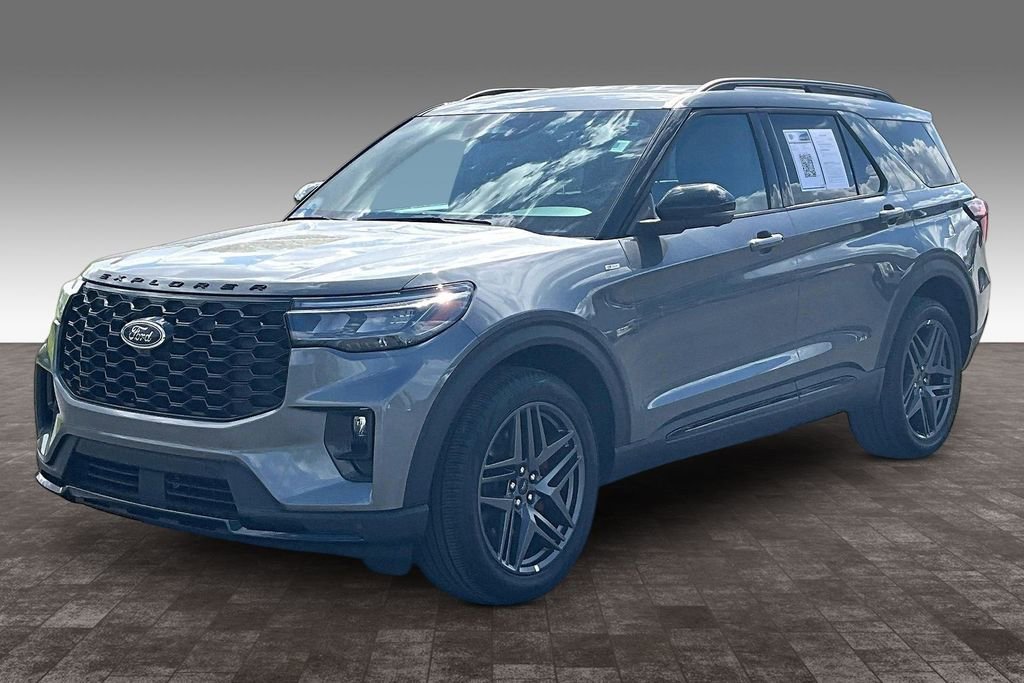 Used 2025 Ford Explorer ST-Line w/ ST-Line Street Pack AWD/4WD image 25