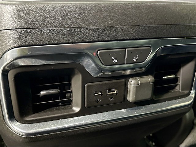 Used 2019 Chevrolet Silverado 1500 High Country image 29