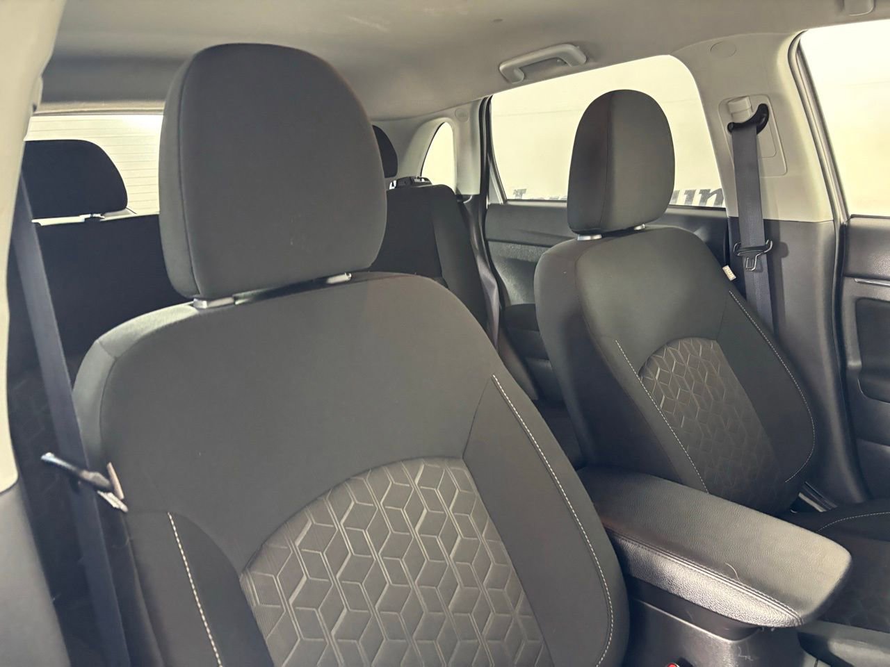 Used 2025 Mitsubishi Outlander Sport AWD image 25