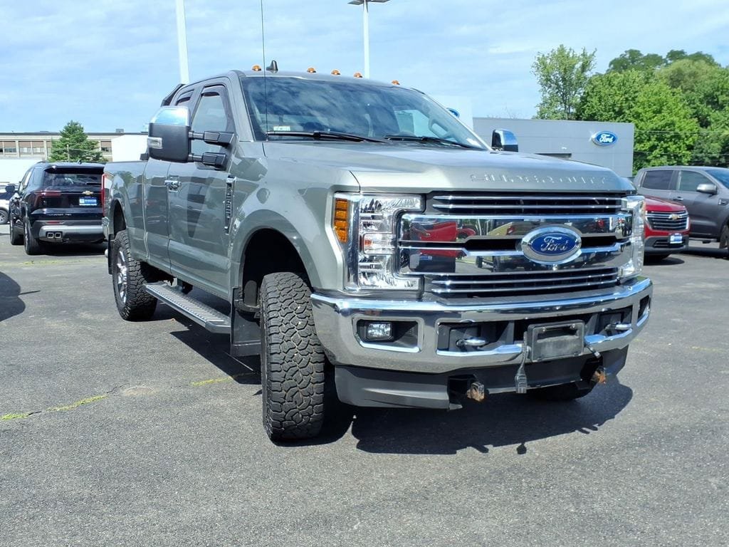 Used 2019 Ford F250 Lariat w/ Chrome Package AWD/4WD image 4